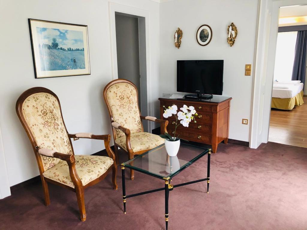 Schloss Kurhotel ชตรอเบิล ภายนอก รูปภาพ