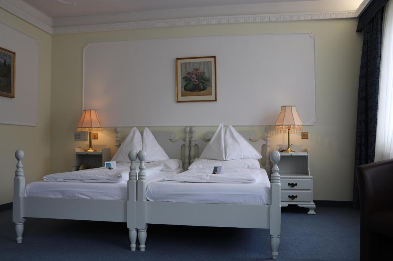Schloss Kurhotel ชตรอเบิล ภายนอก รูปภาพ